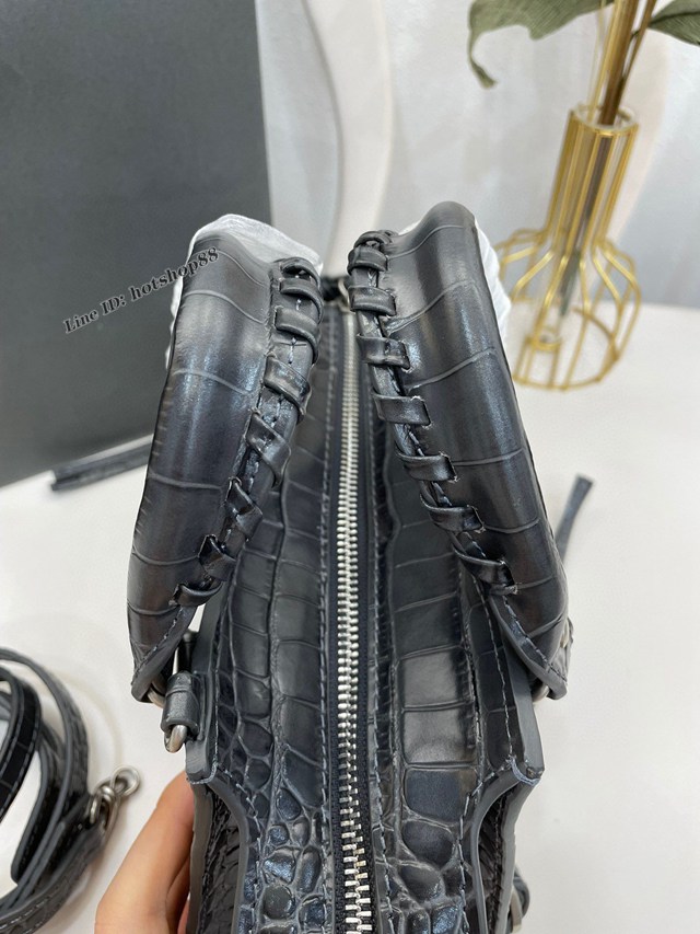 Balenciaga專櫃爆款鱷魚紋系列新版機車包 巴黎世家經典Neo Classic Mini炭灰色鱷魚紋手提女包 fyj1036